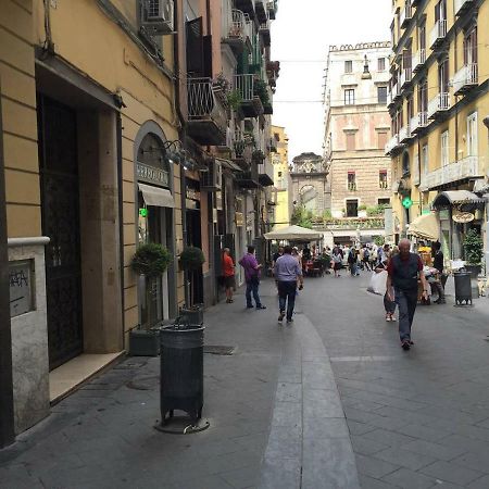 Appartamentino 116 Via Chiaia Naples Exterior photo